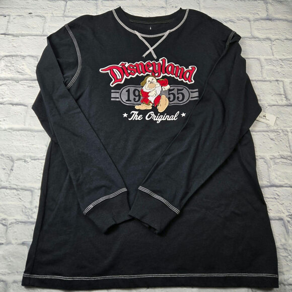 Grumpy Disney Parks Black Long Sleeve T-shirt Disneyland The Original sz Medium - Picture 2 of 10